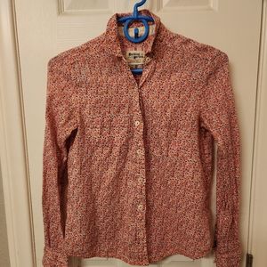 Holding horses shirt size 2